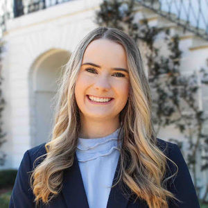 Meet your Posher, Lanie